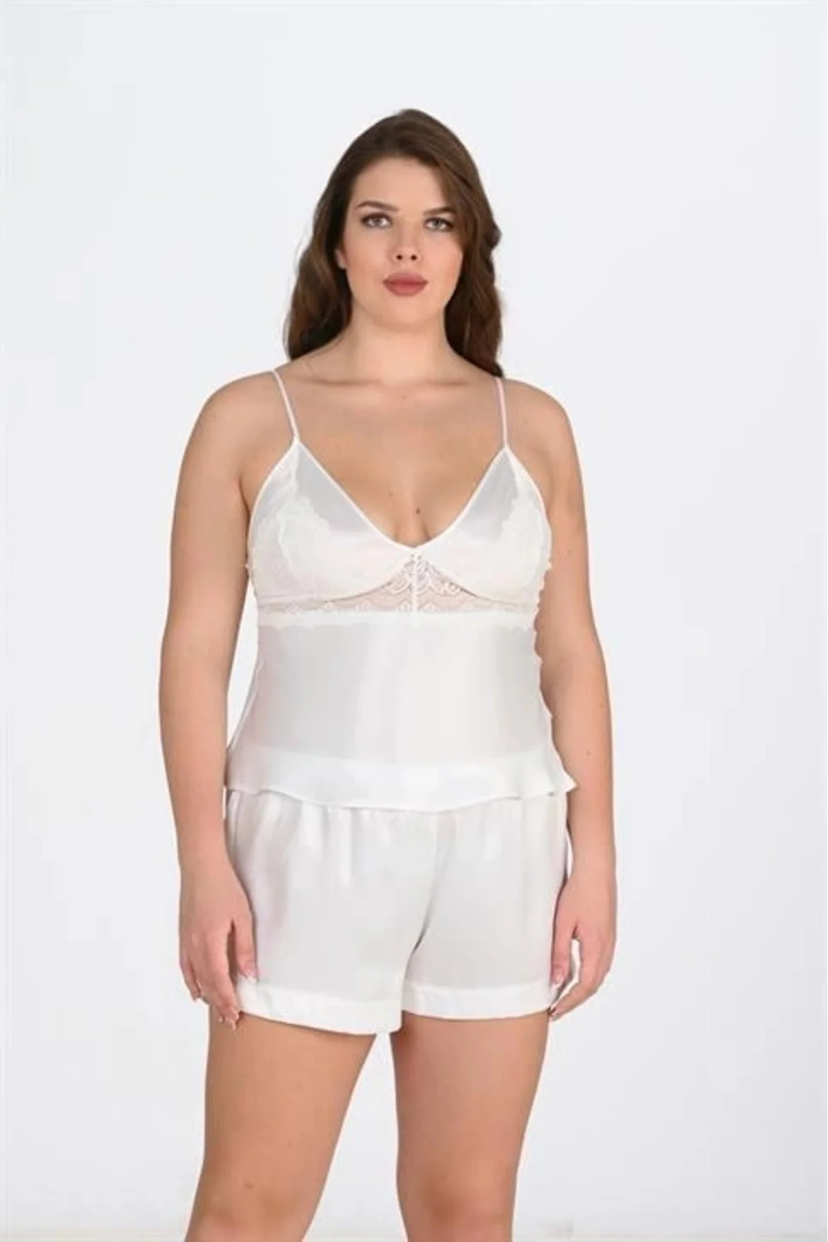 Defnada Defnada Büyük Beden Ekru Şort Takımı