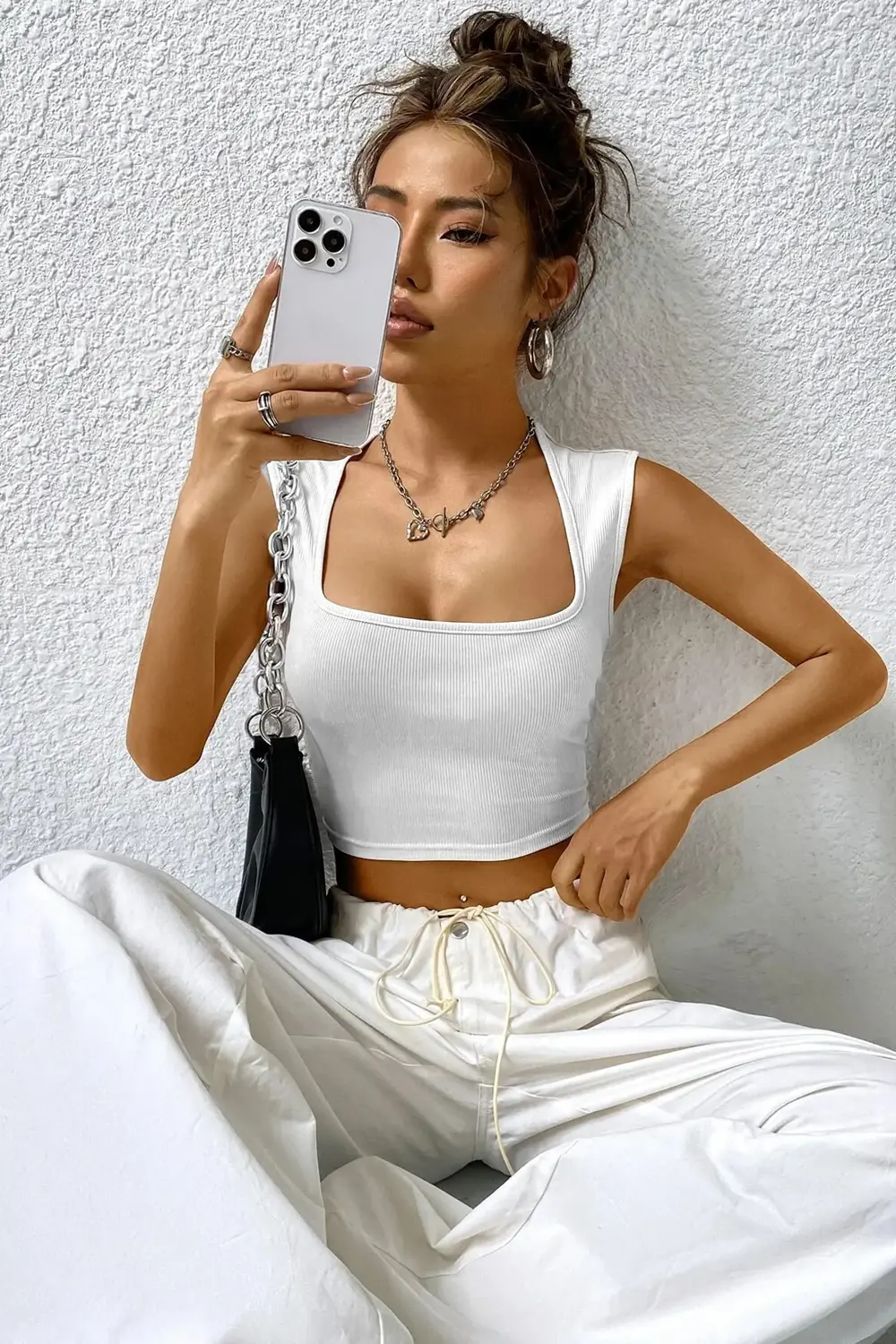 Defnada Kadın Beyaz Kare Yaka Kalınlaşan Omuz Detaylı Crop Top Bl