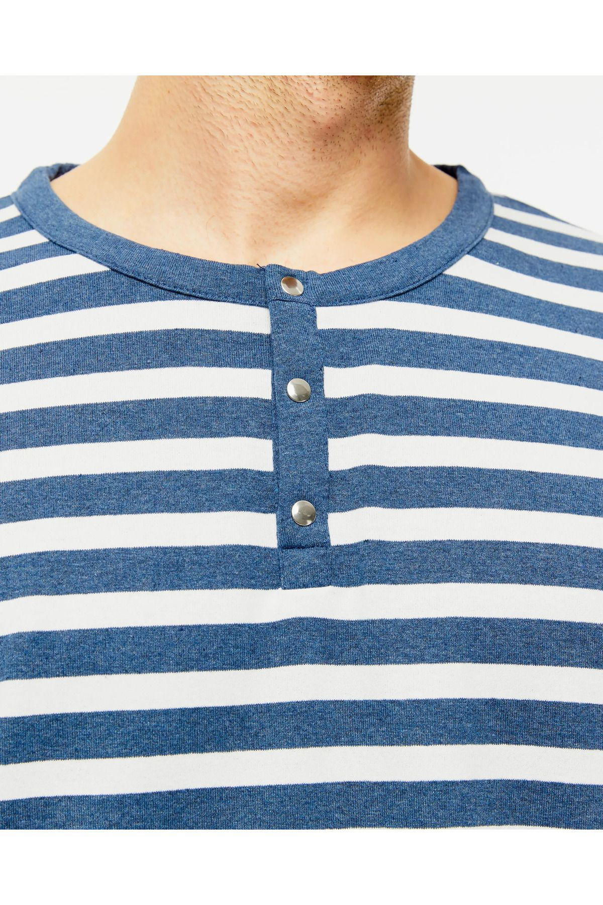 Erkek Çıtçıt Detaylı Uzun Kollu Regular Fit Çizgili Tişört Siyah-