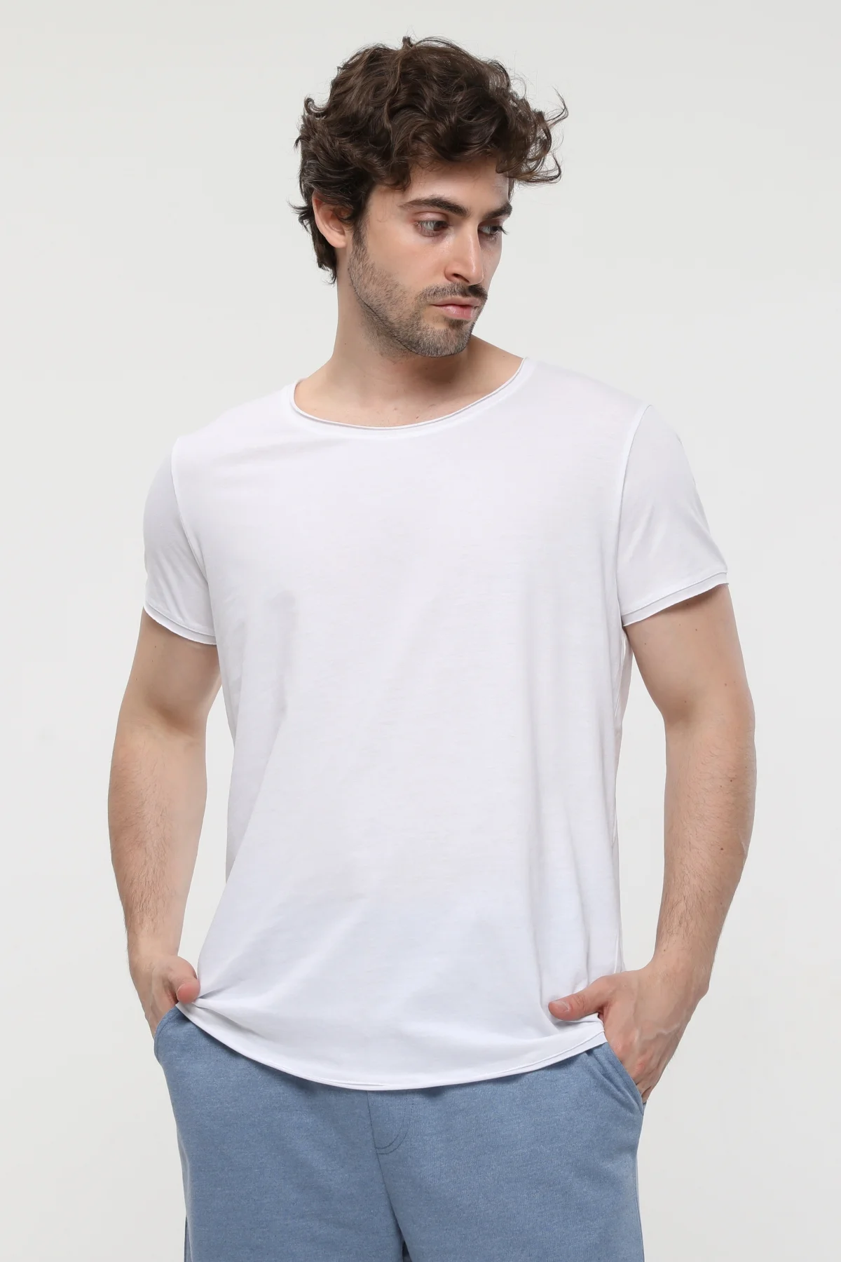 Defy’s Erkek Kısa Kollu Regular Fit Kayık Yaka Basic Tişört 2’li 