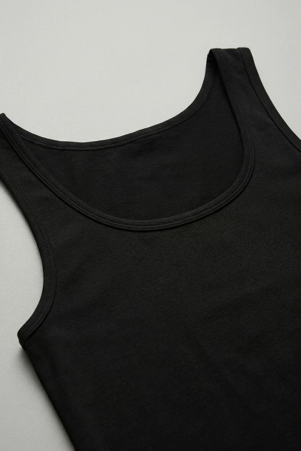 Defy’s Kadın Doğal Pamuklu Regular Fit Günlük Geniş Askılı Basic Tişört 2’li Set