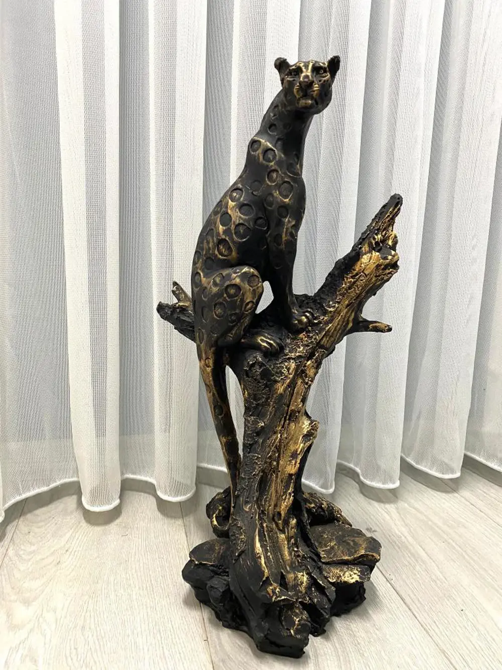 Dekoratif  Ağaçta Duran Çita Biblo Heykel
