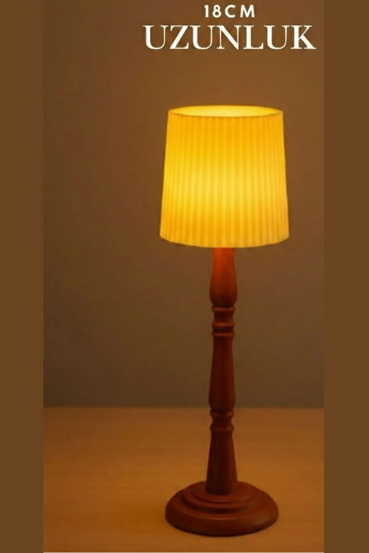 Dekoratif Ahşap Gövdeli Mini Masa Lambası - 18 cm Pilli Gece Lamb Dekoratif Ahşap Gövdeli Mini Masa Lambası - 18 cm Pilli Gece Lamb