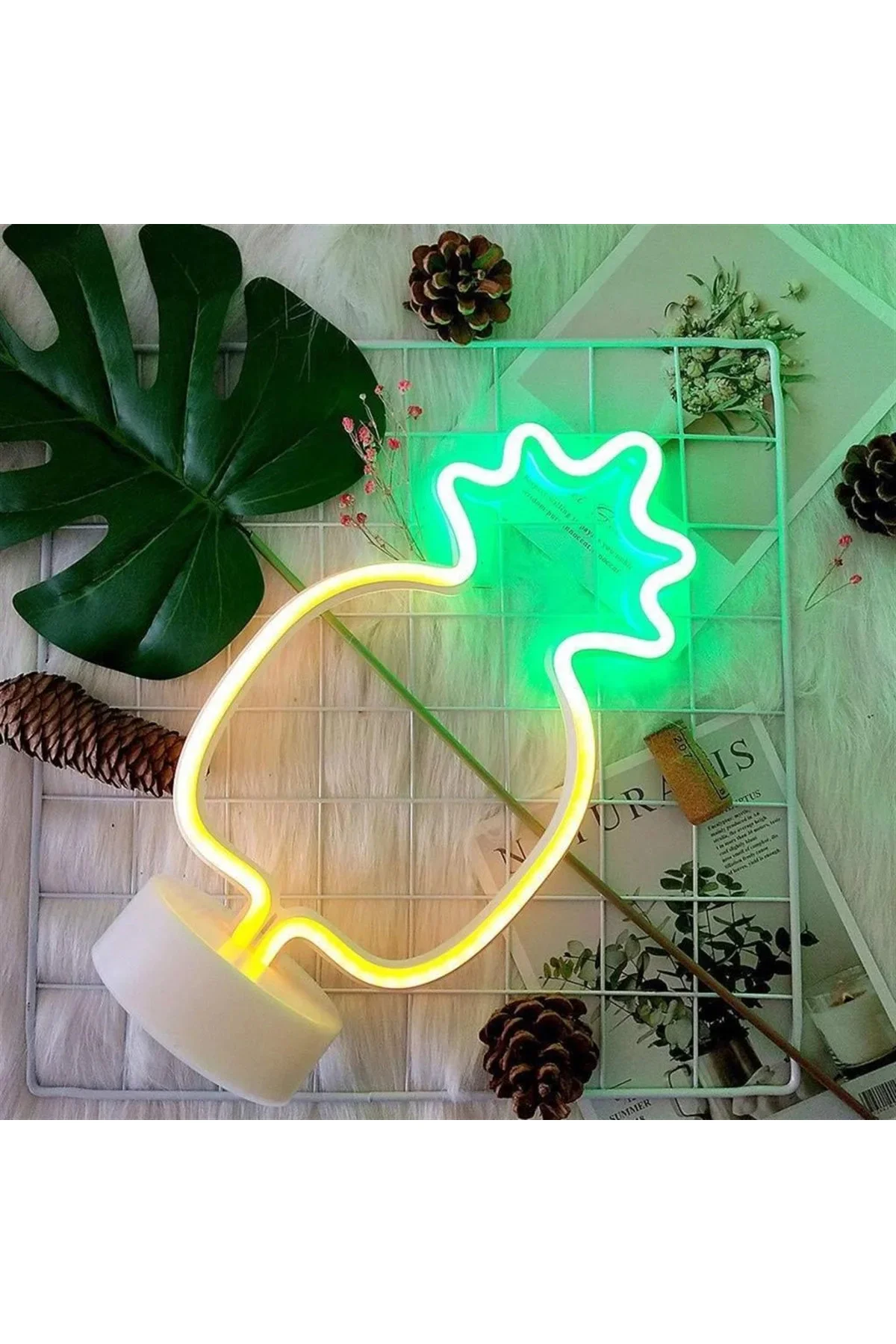 Dekoratif Ananaslı Neon Led Masa Ve Gece Lambası Hediyelik Lamba Dekoratif Ananaslı Neon Led Masa Ve Gece Lambası Hediyelik Lamba