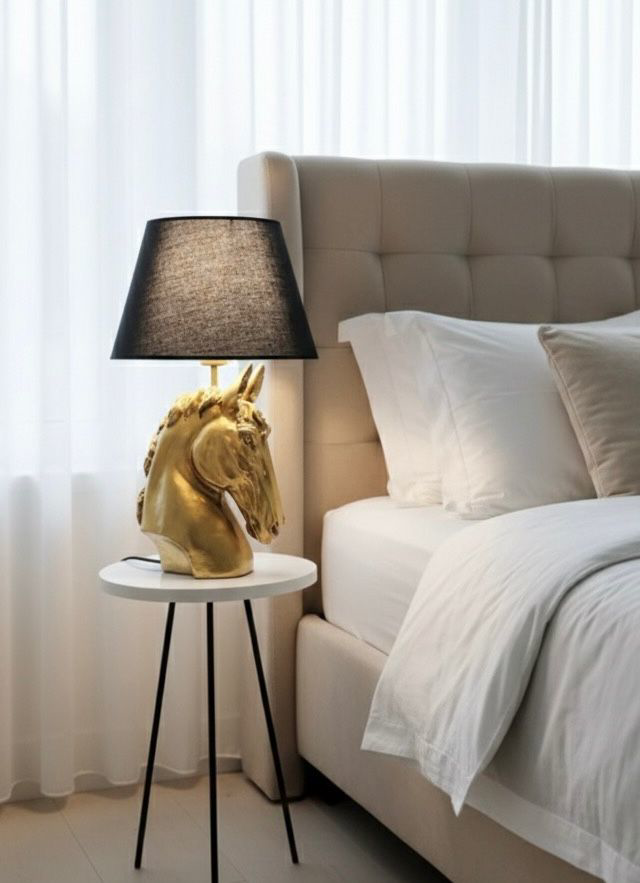 Dekoratif At Abajur  Biblo