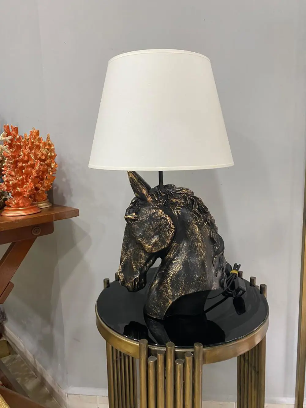 Dekoratif At Abajur  Biblo