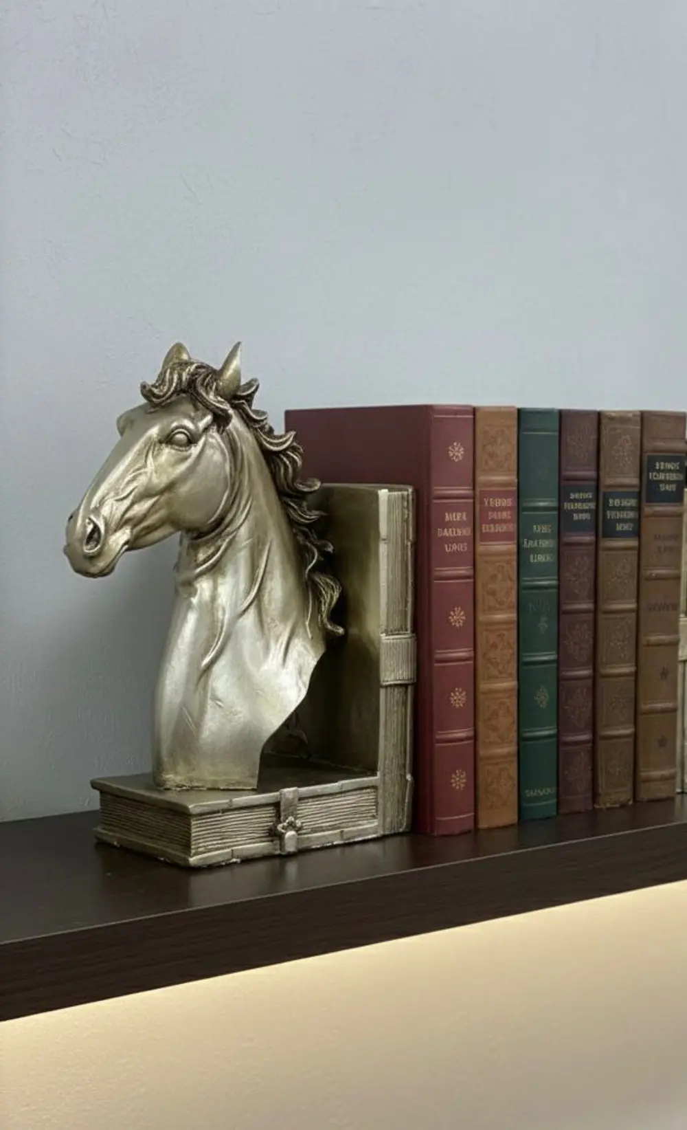 Dekoratif At Kitap Tutucu Biblo (Biblo)