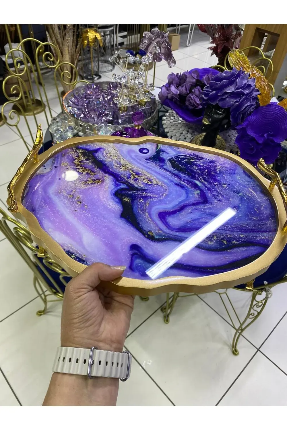 Dekoratif Ayaklı Cam Tepsi