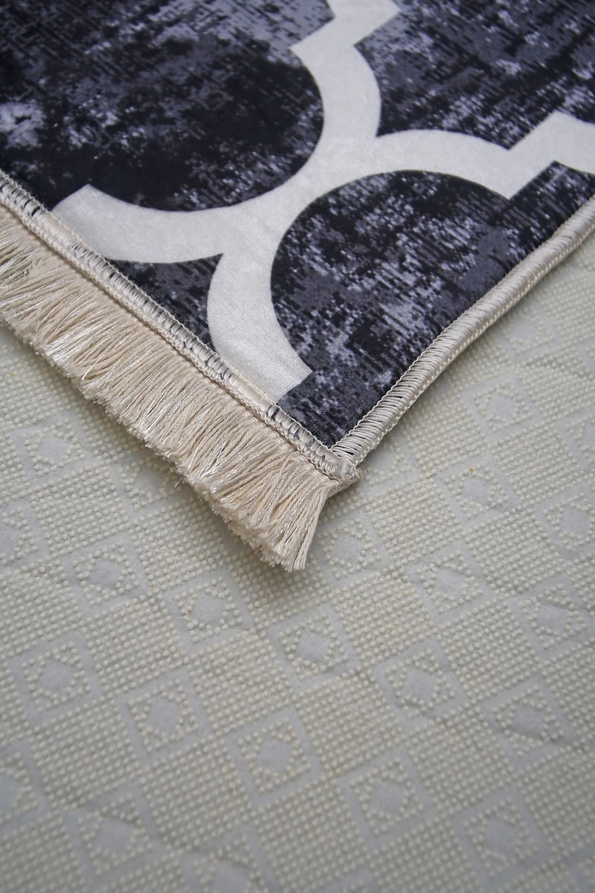 Dekoratif Dijital Saçaklı Kesme Halı Yolluk Yıkanabilir Antialaer