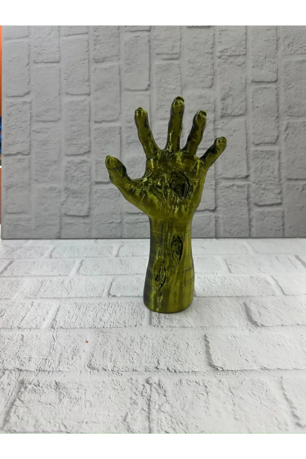 Dekoratif El Heykeli 22×7 cm Fantastik Koleksiyonluk Masaüstü Fig