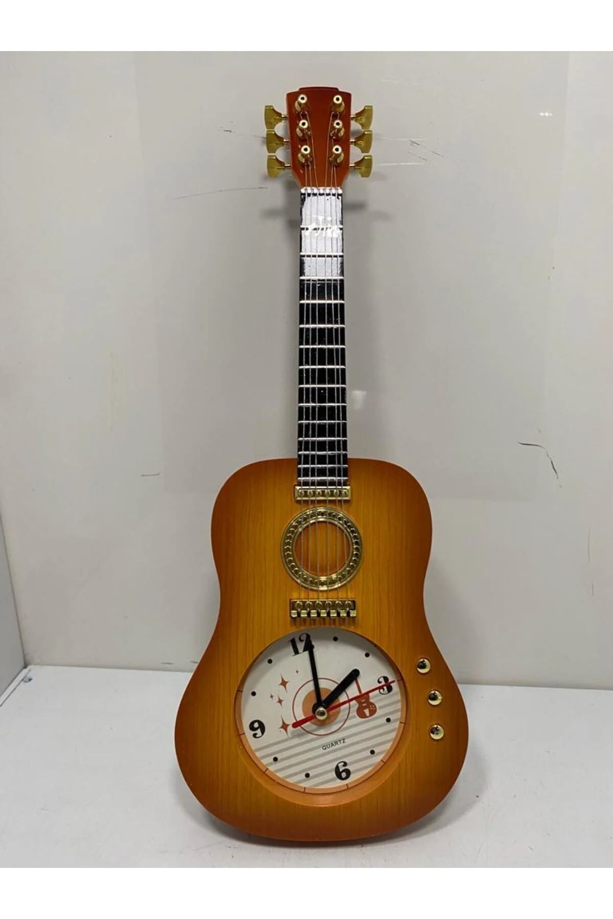 Dekoratif Gitar Duvar Saati