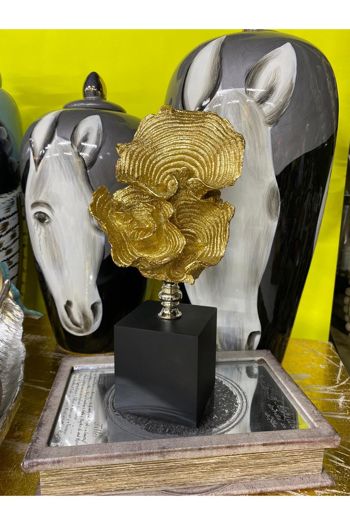 Dekoratif Kaideli Mercan  Altın 27cm