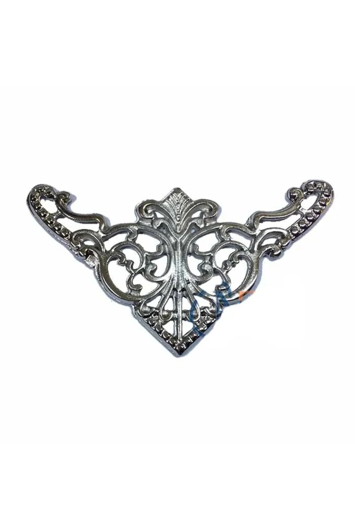 Dekoratif Köşe Süsü, Köşelik - Büyük, 31x55mm, Nikel, 1 Adet Dekoratif Köşe Süsü, Köşelik - Büyük, 31x55mm, Nikel, 1 Adet
