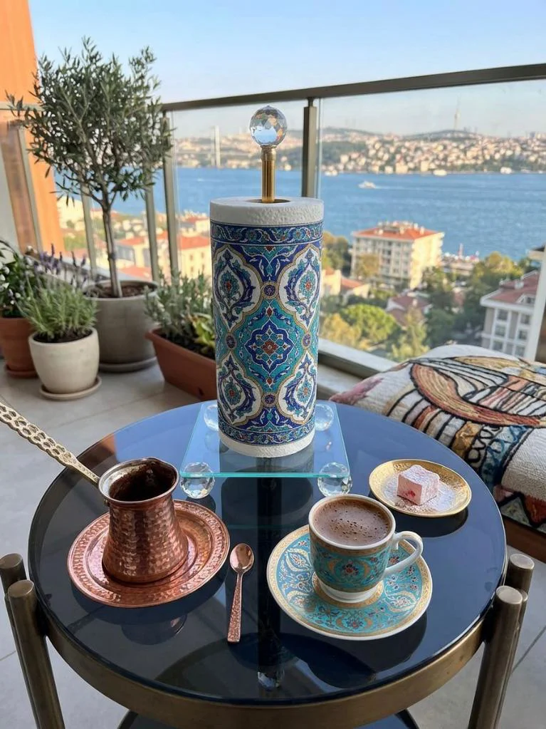 Dekoratif Kristal Top Ayaklı Cam Kağıt Havluluk, Gold Peçete Rulo