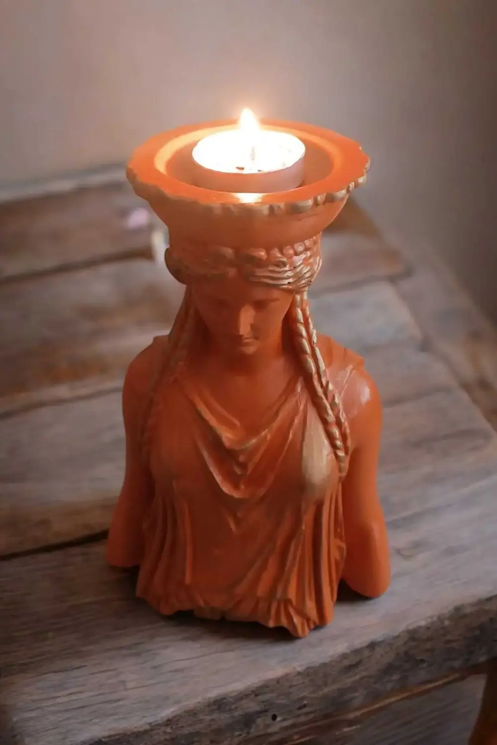 Dekoratif Masa Üstü Karyadit Kızı Hediyeli Mumluk Turuncu 18 X 12