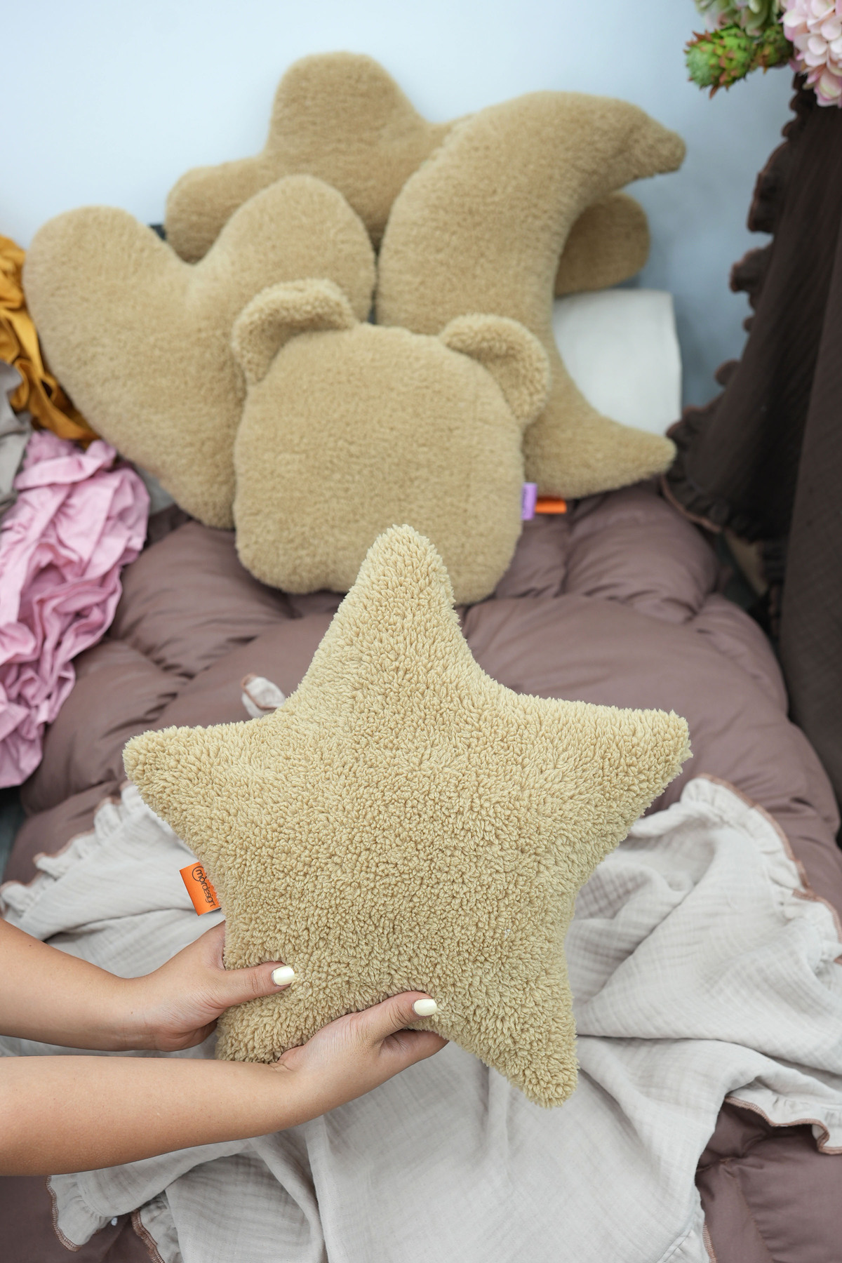 Mordesign Dekoratif Peluş Yastik, Teddy Kumaş Yastik, Süper Kabarik Yildiz