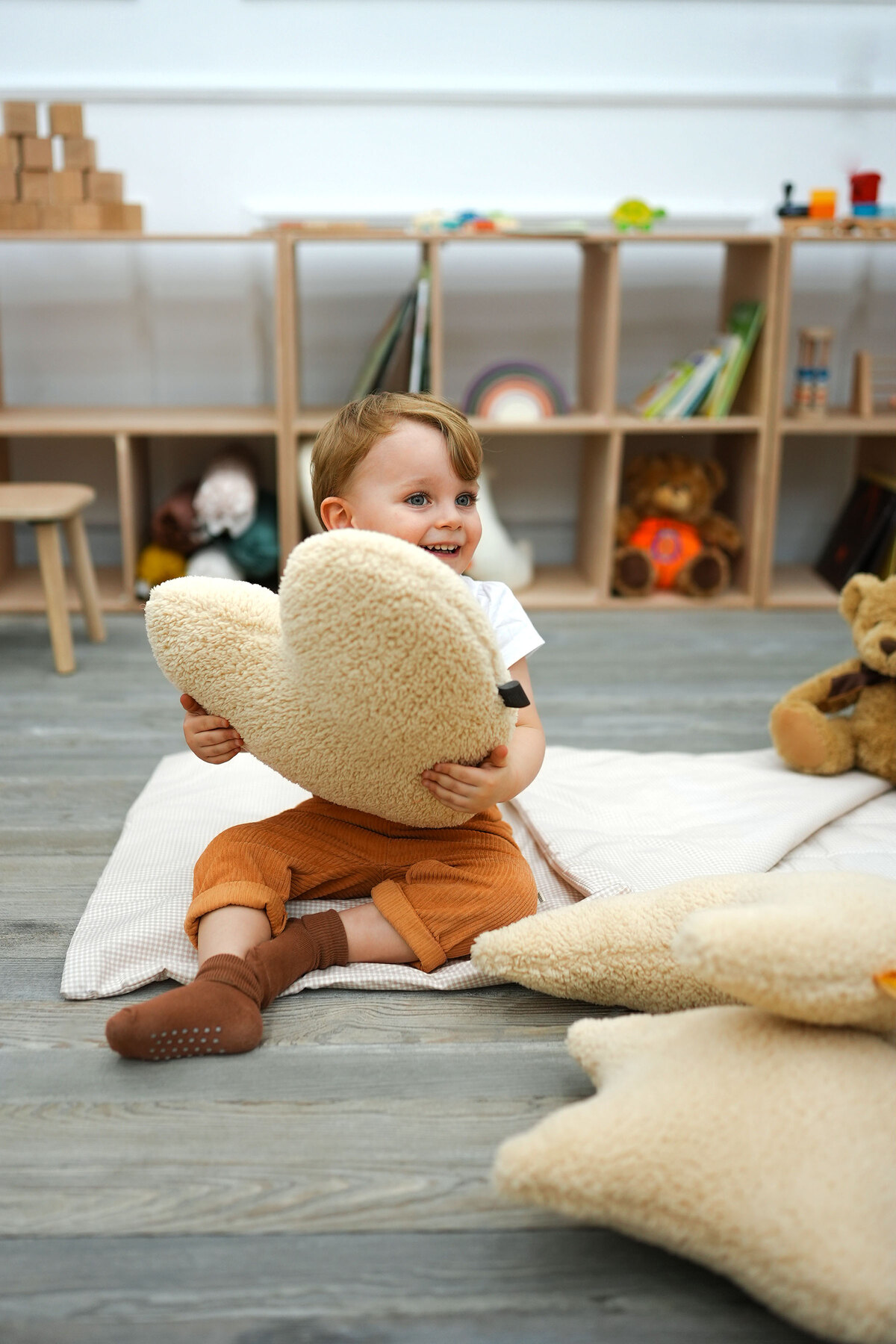 Mordesign Dekoratif Peluş Yastık, Teddy Kumaş Kalp Yastık, Süper Yumuşak Ka