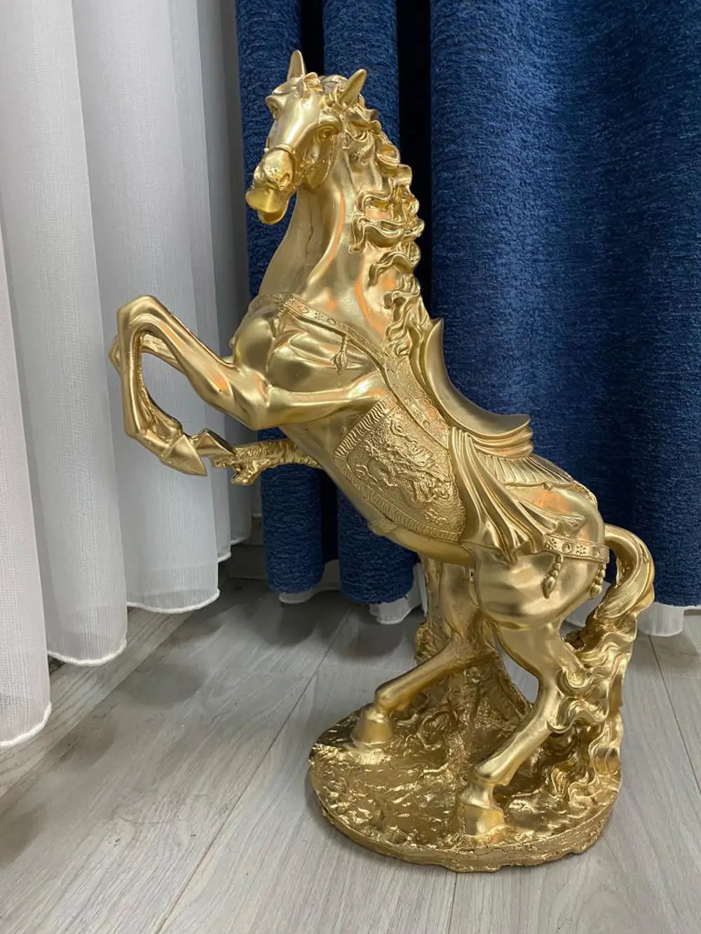 Dekoratif  Şahlanan At Biblo Polyester Heykel