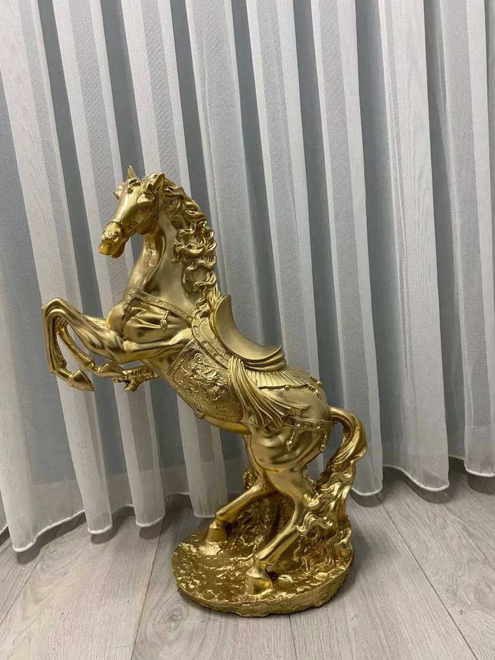 Dekoratif  Şahlanan At Biblo Polyester Heykel