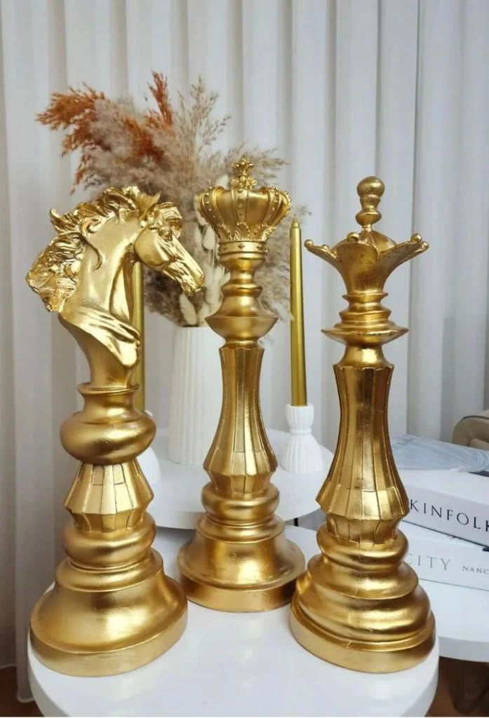 Dekoratif Satranç Takımı Şah Vezir At Gold 3 Lü Biblo