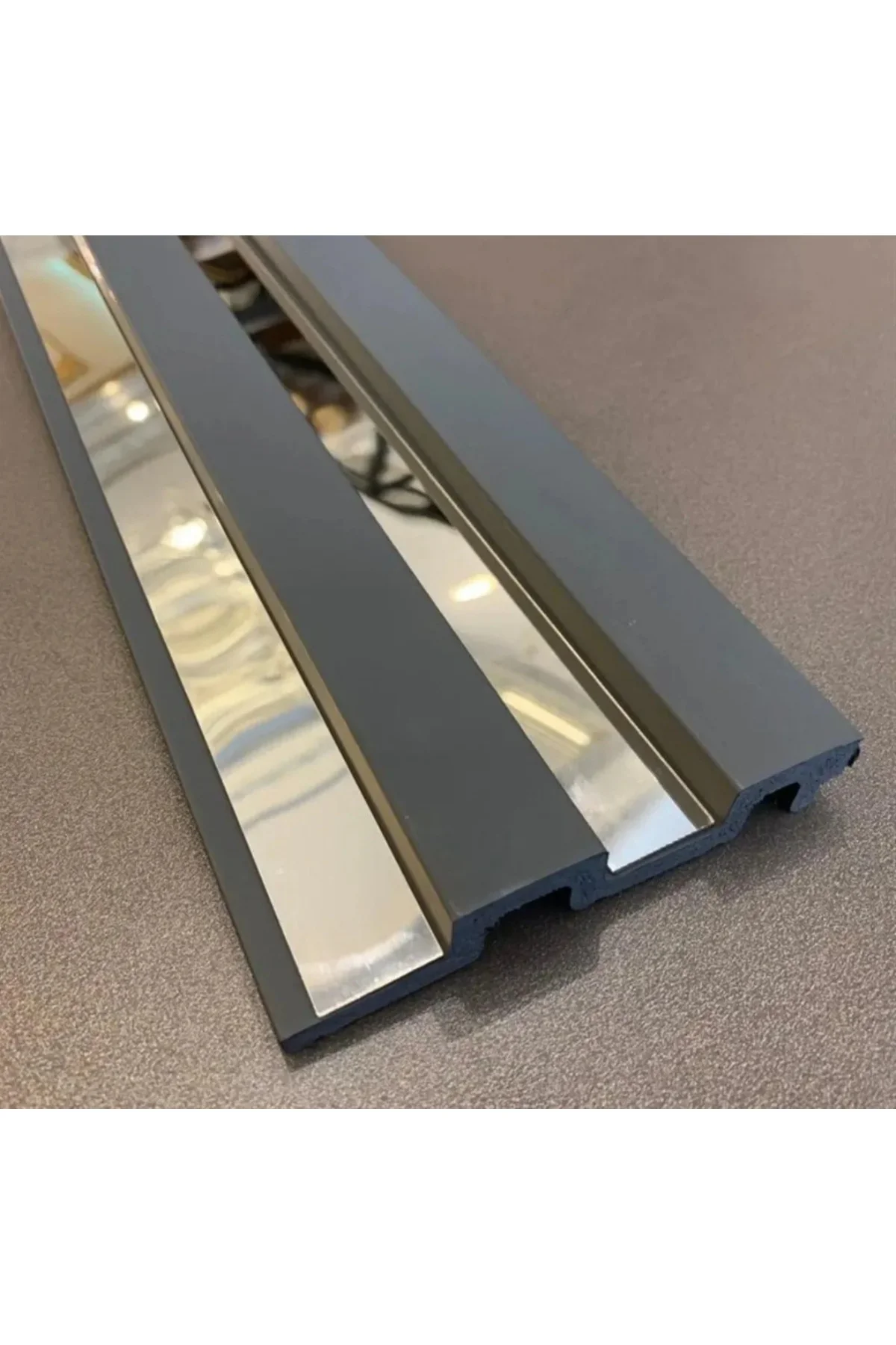 Dekoratif Şerit Ayna Pleksi Duvar Süsü 1 cm x 100cm ( Yapışkanlı 