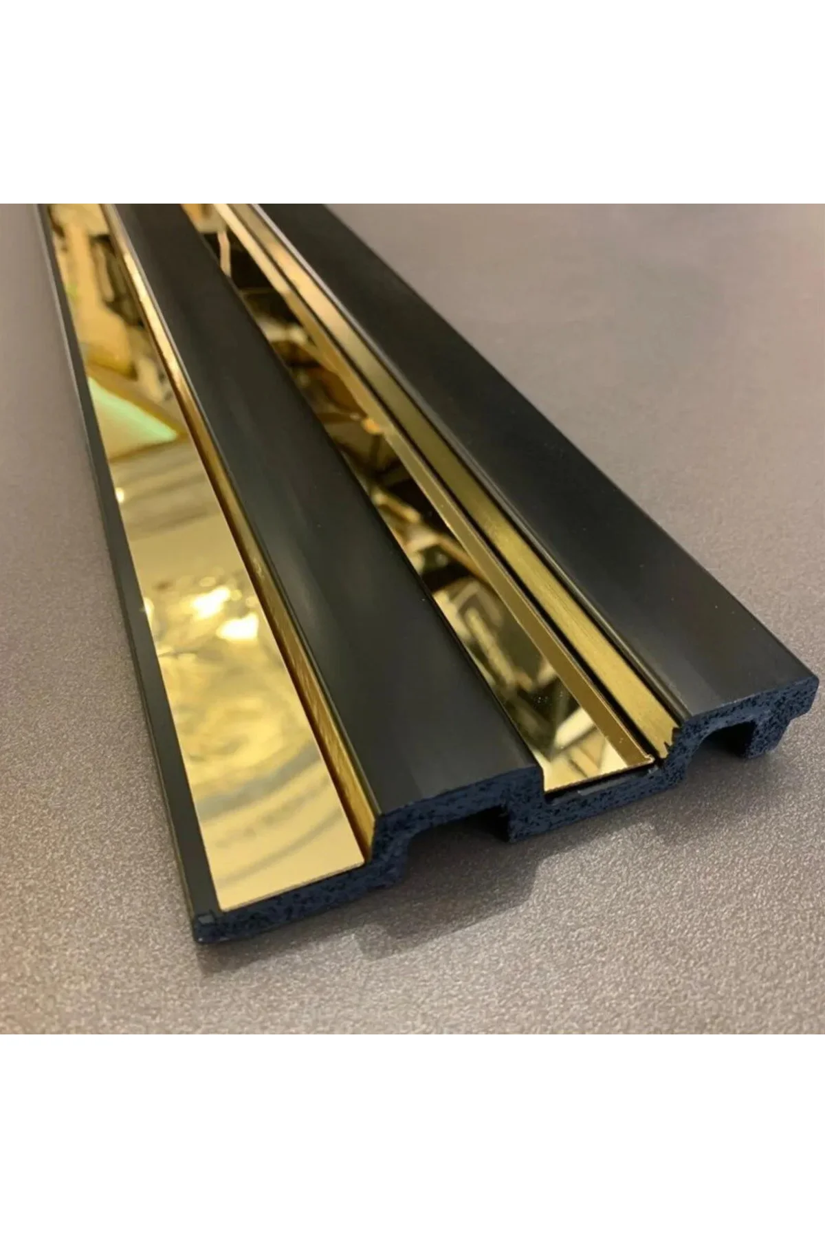 Dekoratif Şerit Ayna Pleksi Duvar Süsü 4 cm x 100cm ( Yapışkanlı 