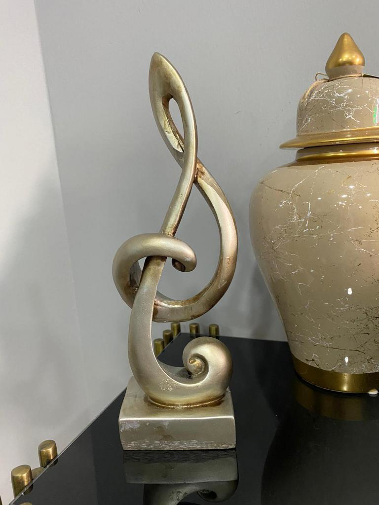 Dekoratif Sol Aanahtarı Biblo