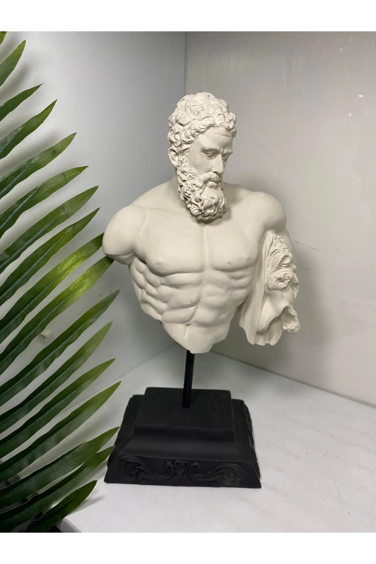 Dekoratif Yarım Büst Sezar Heykeli 34 cm Dekoratif Yarım Büst Sezar Heykeli 34 cm