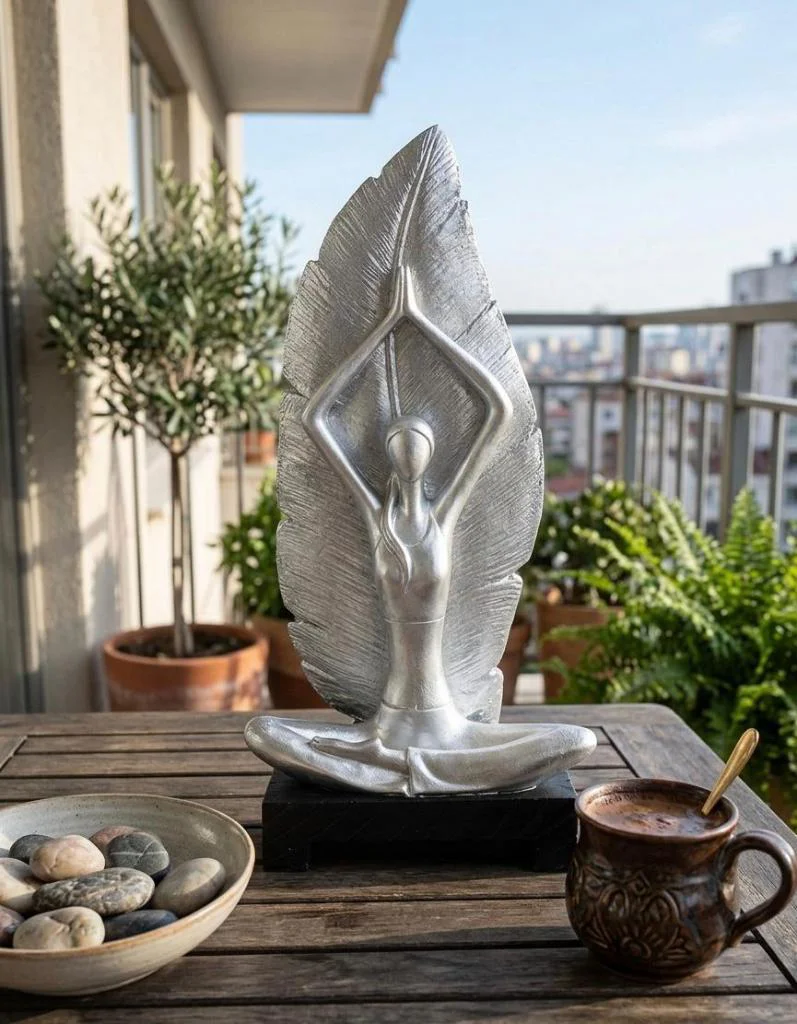 Dekratif Yapraklı Yoga Yapan Kadın Heykeli 2 li