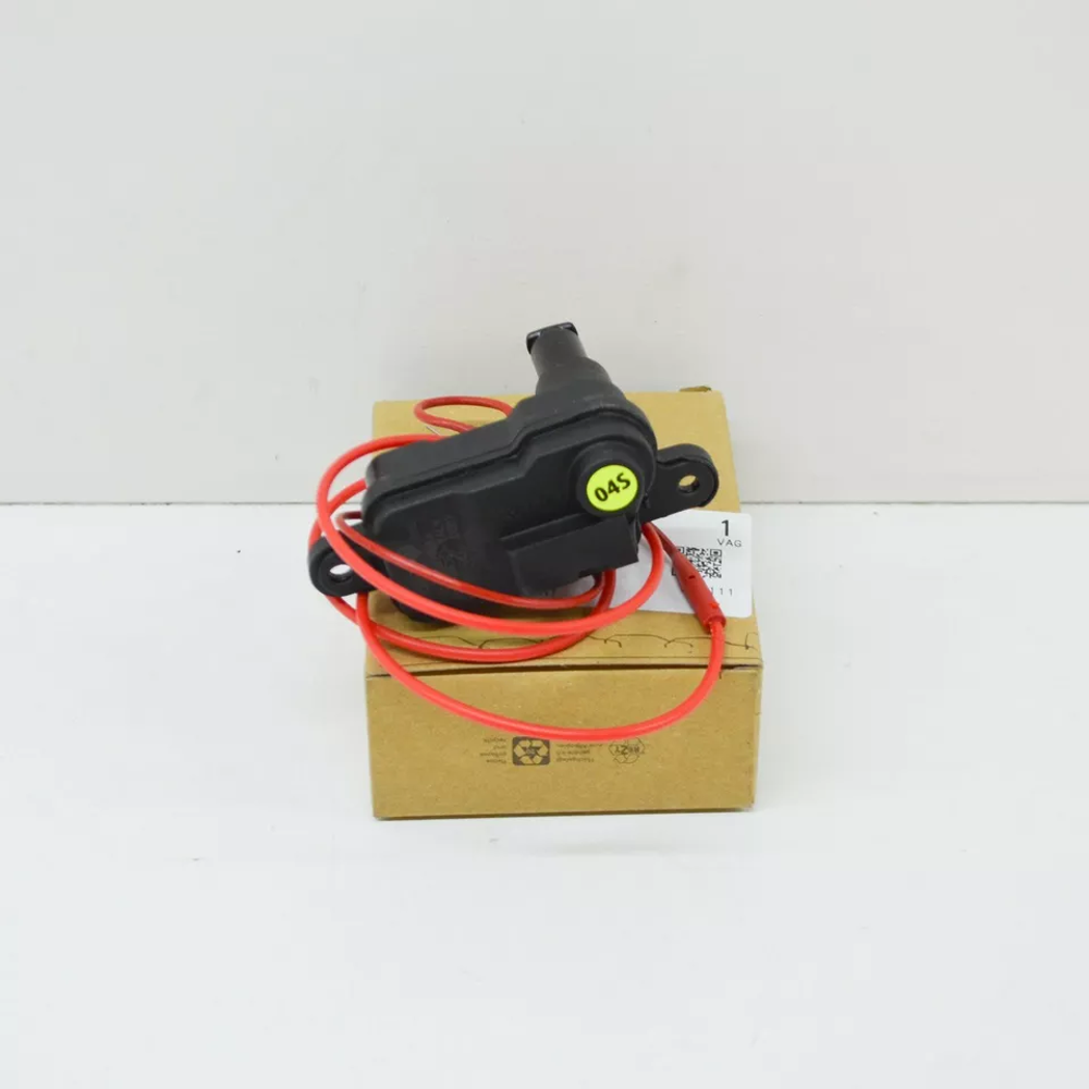 Depo Kapak Kilit Motoru (VW Orjinal)(8S0862153A)