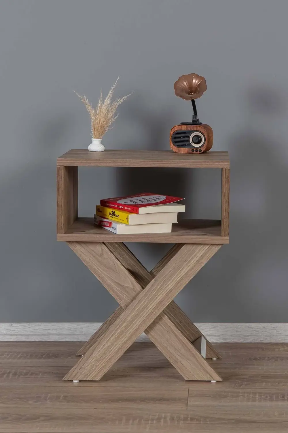 Dergilikli Başucu Komodin