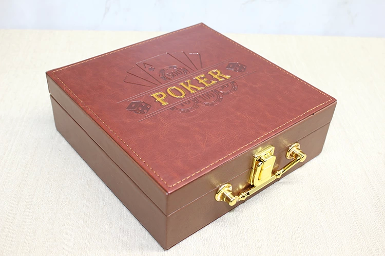 Deri Çantalı 100 Chip Ve 2 Adet İskambil Kağitına Sahip Poker Oyu