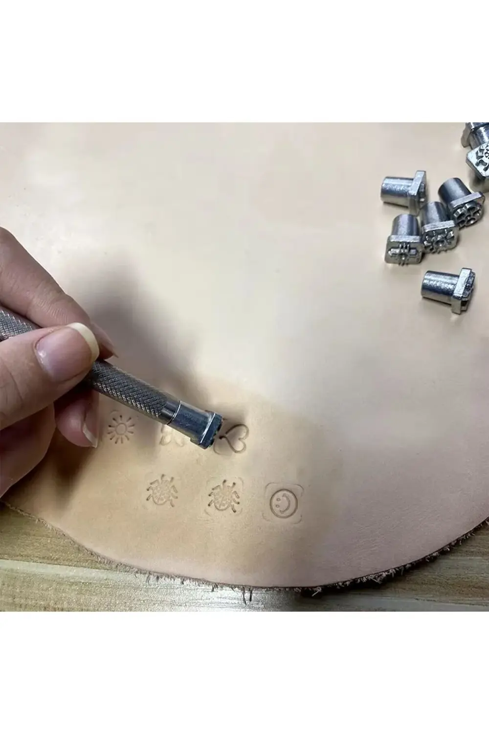 Gigi Panda Deri Damgalama Aletleri Seti, 32 Değişik Damgalama Deseni - Deri Gigi Panda Deri Damgalama Aletleri Seti, 32 Değişik Damgalama Deseni - Deri