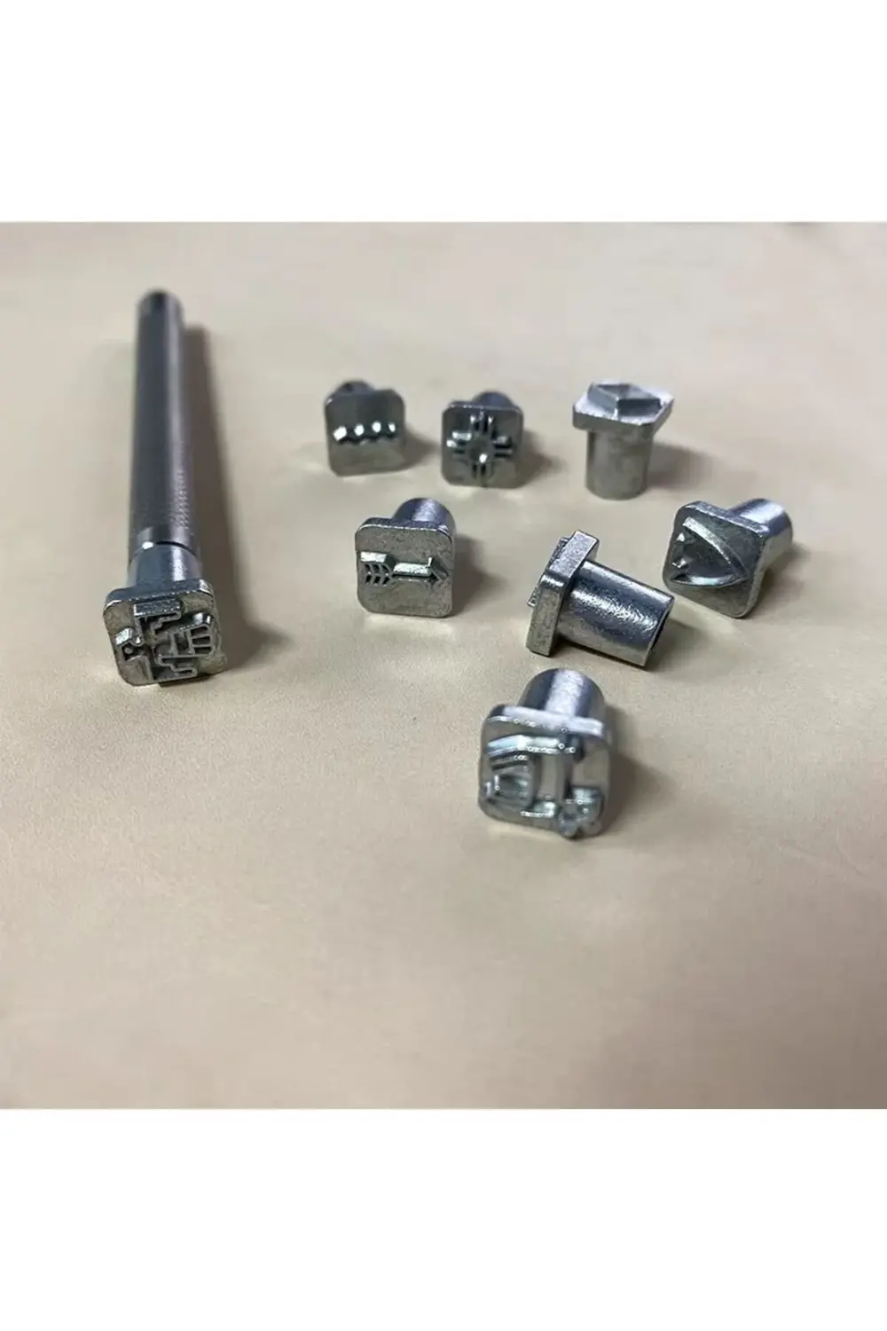 Gigi Panda Deri Damgalama Aletleri Seti, 32 Değişik Damgalama Deseni - Deri Gigi Panda Deri Damgalama Aletleri Seti, 32 Değişik Damgalama Deseni - Deri