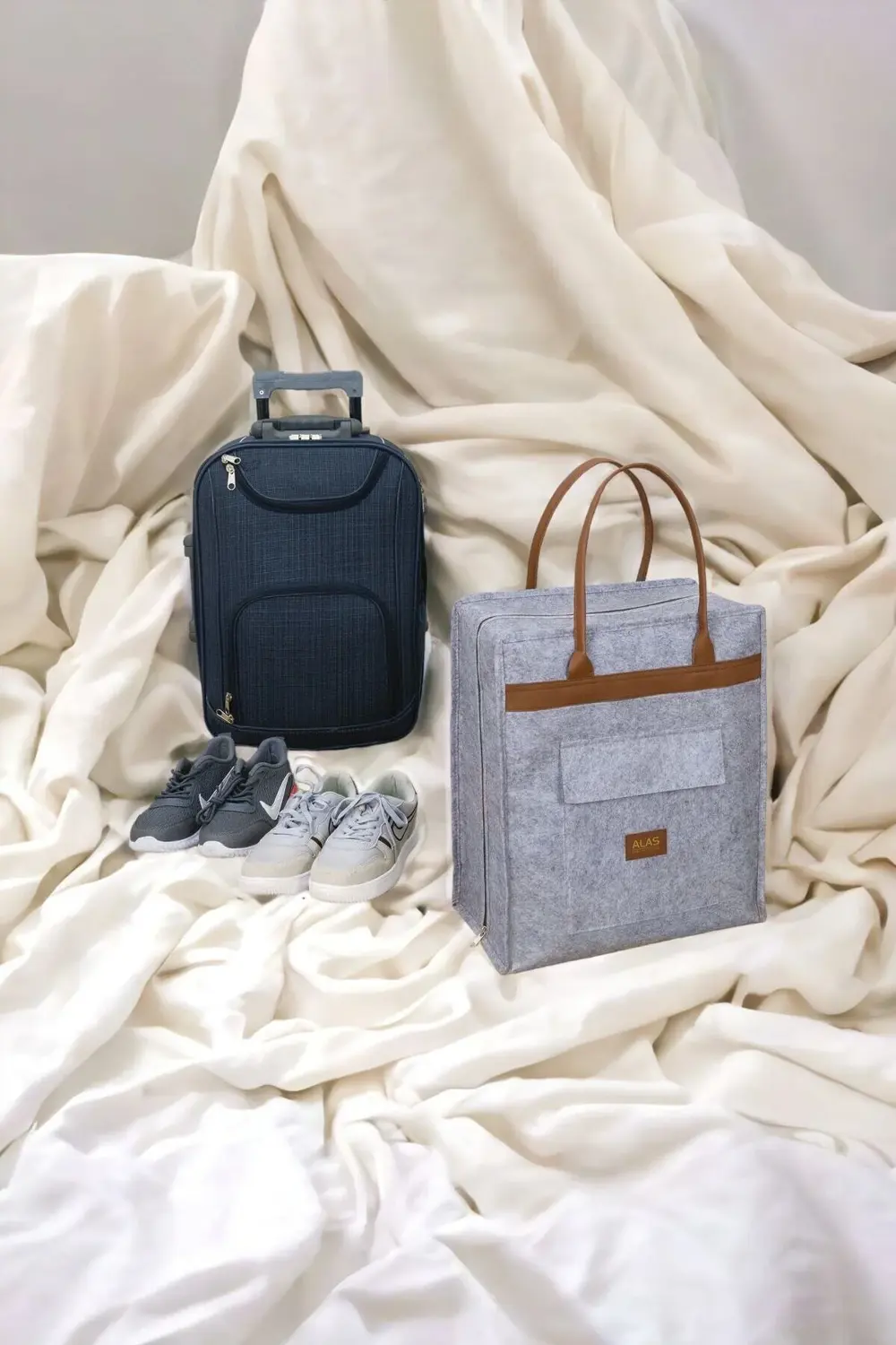 Deri Kulplu Keçe Ayakkabı Organizeri, Seyahat Çantası Uyumlu, 35x