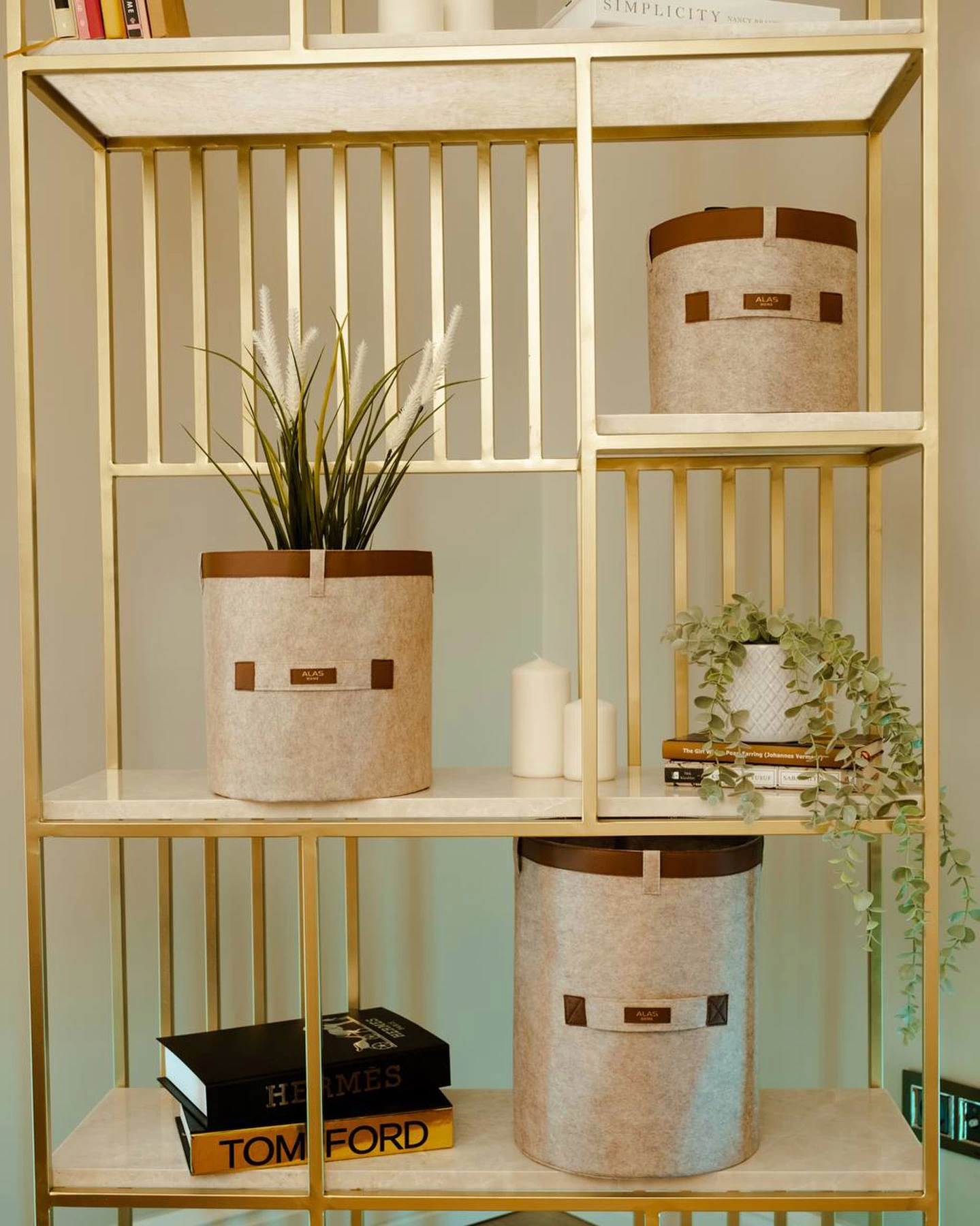 Deri Şeritli Yuvarlak Çok Amaçlı Düzenleyici Organizer Kutu Keçe