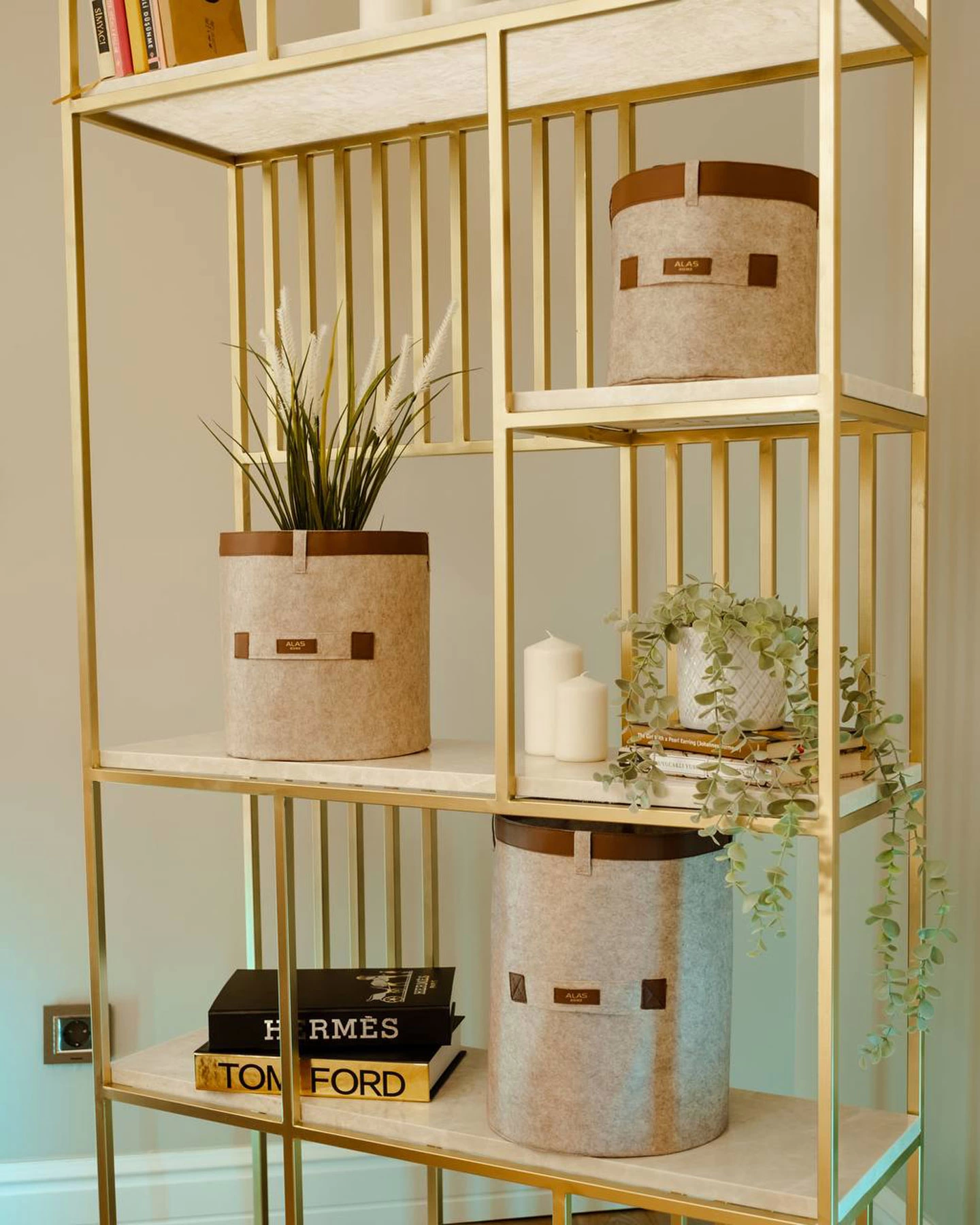 Deri Şeritli Yuvarlak Çok Amaçlı Düzenleyici Organizer Kutu Keçe