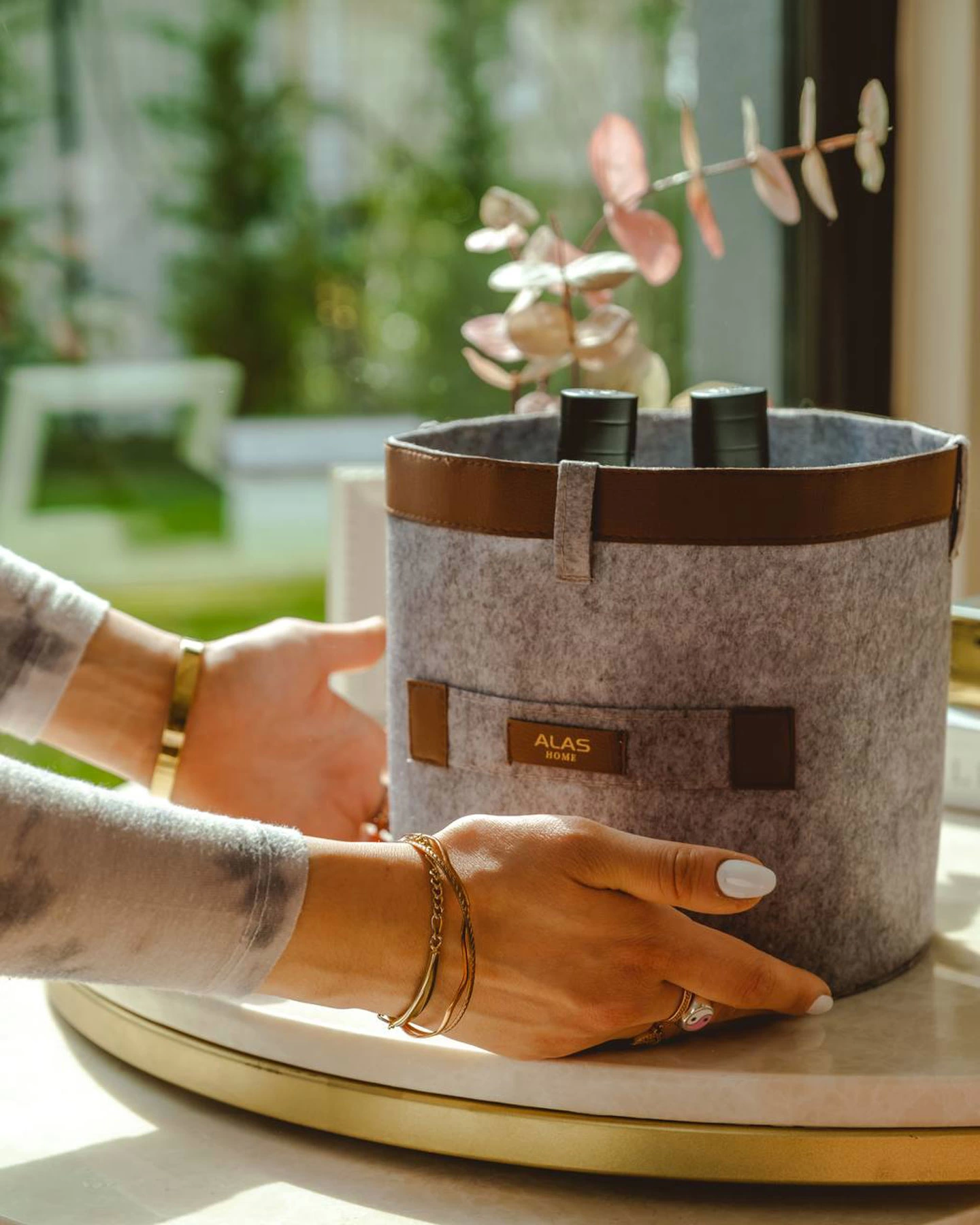 Deri Şeritli Yuvarlak Çok Amaçlı Düzenleyici Organizer Kutu Keçe