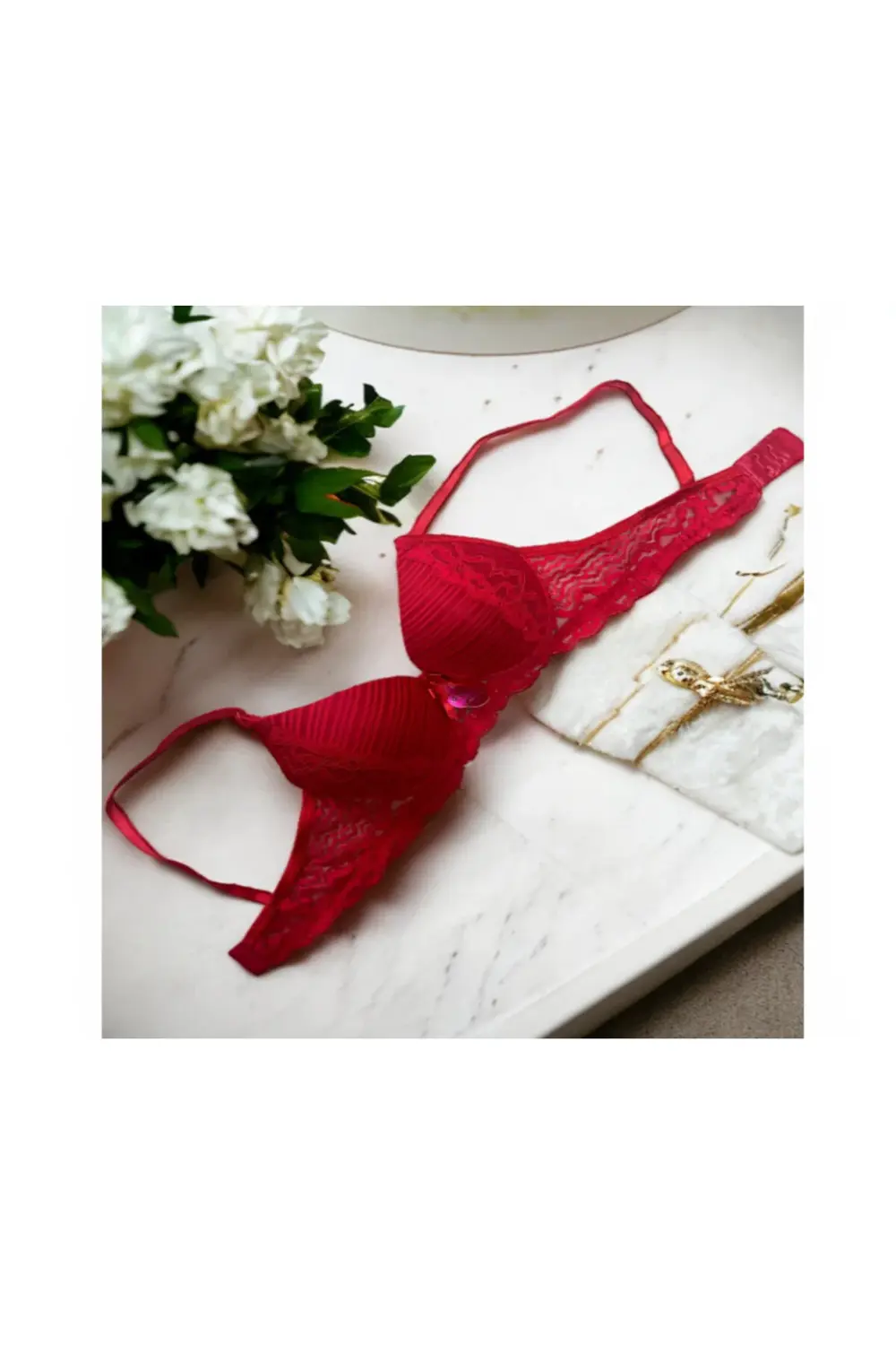 DESTEKLİ BALENLİ YARIM DANTEL SÜTYEN 025