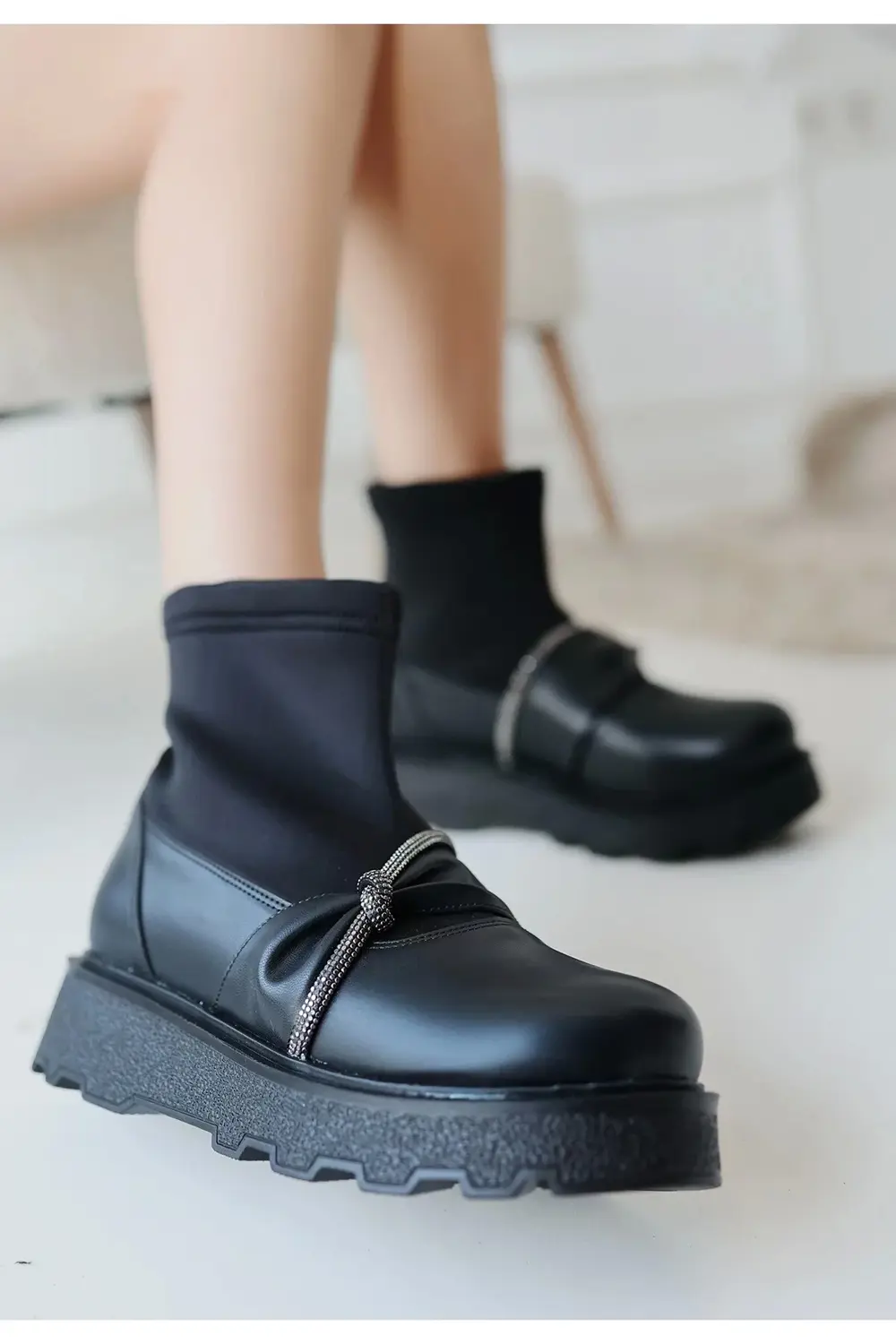 Dewn Siyah Cilt Topuklu Bot Dewn Siyah Cilt Topuklu Bot