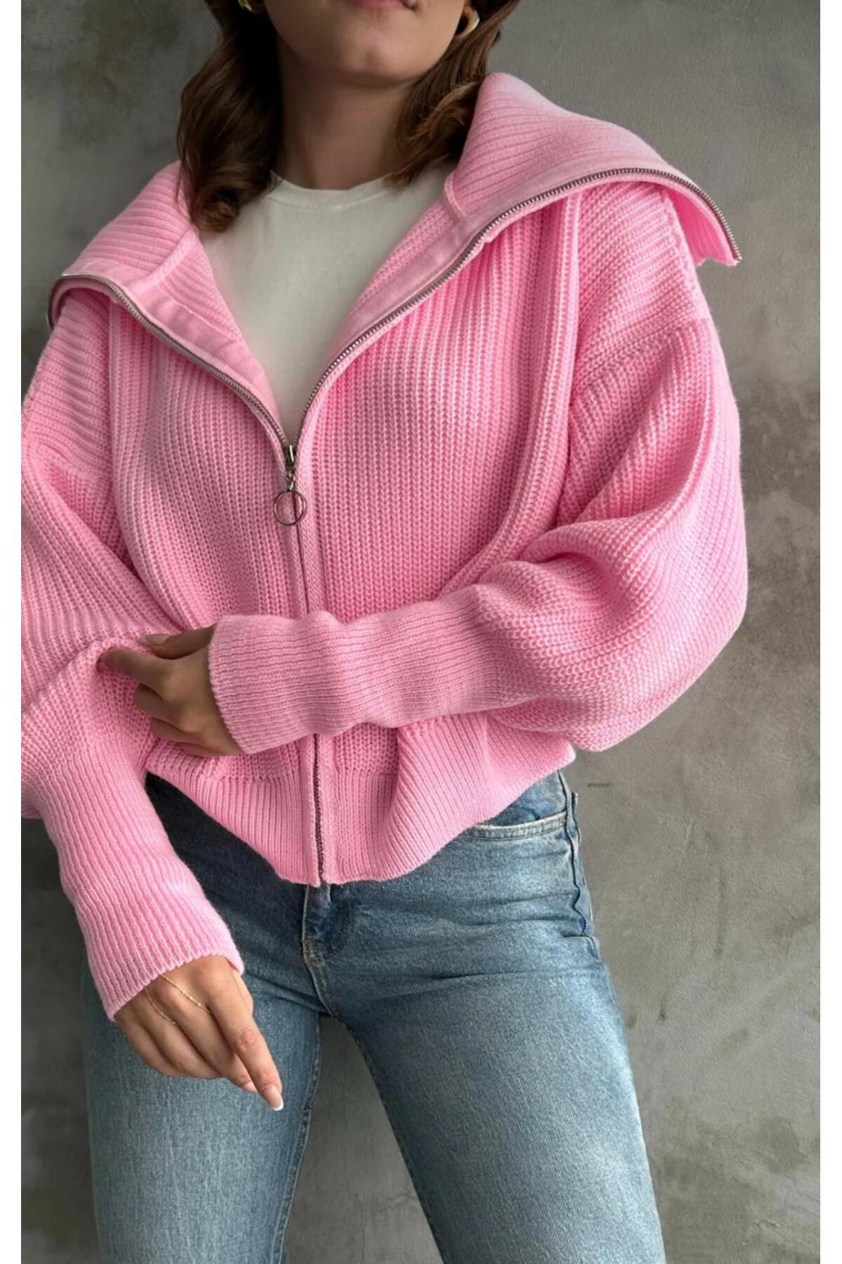 Nzl Tekstil Dgn's Devrik Yaka Fermuarli Kol Uçlari Dar Kadin Triko Hirka - Ce