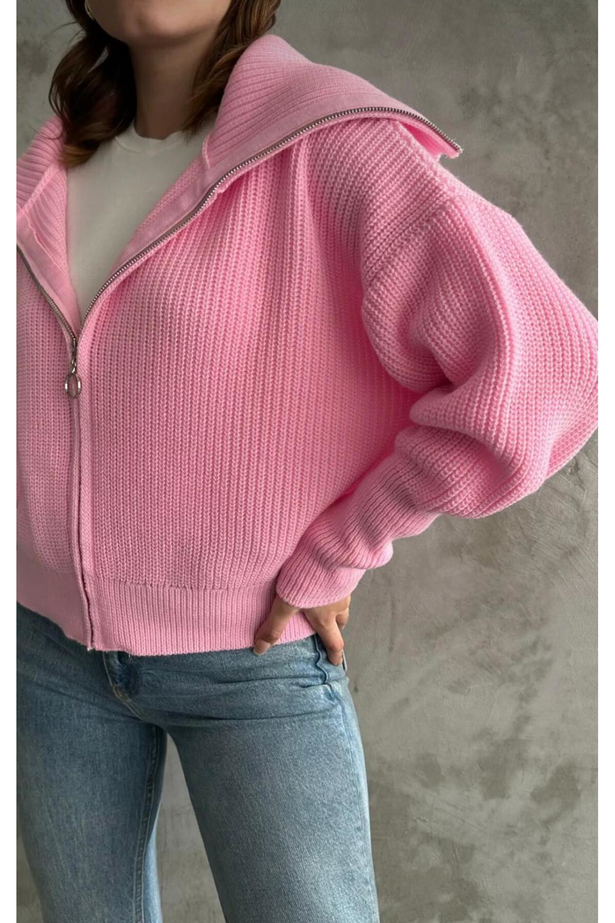 Nzl Tekstil Dgn's Devrik Yaka Fermuarli Kol Uçlari Dar Kadin Triko Hirka - Ce