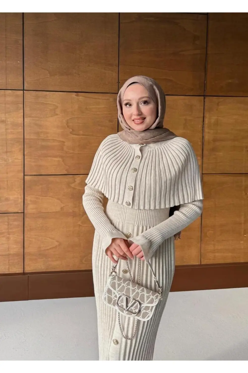 DGN'S DUBAI COLLECTION ÇOK DÜĞMELİ PELERİNLİ ELBİSE KADIN TRİKO T