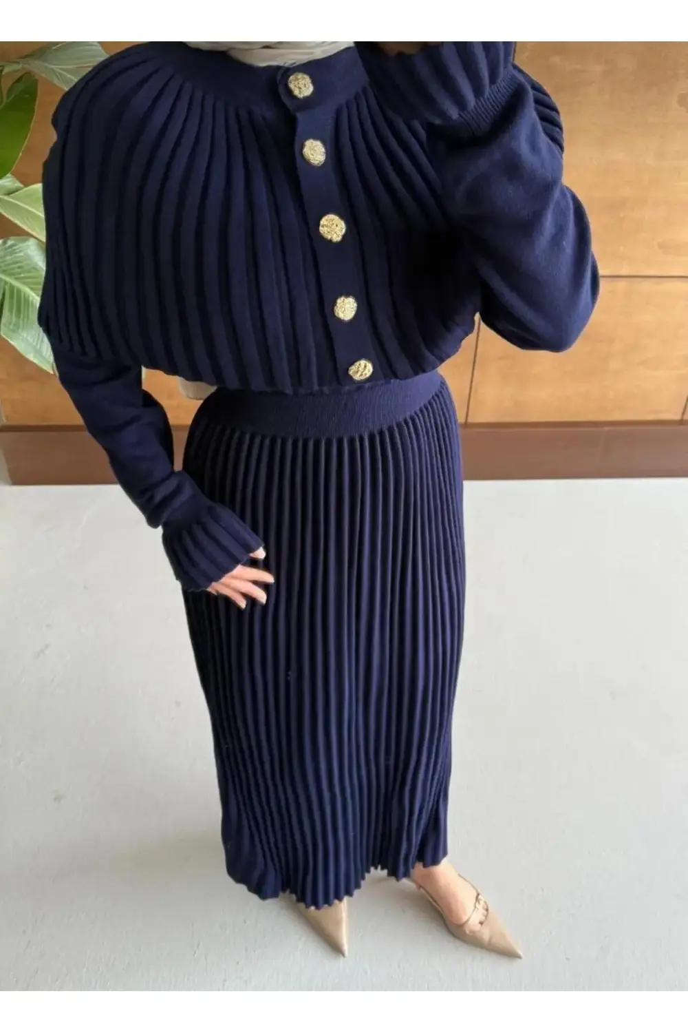 DGN'S PELERİNLİ DÜĞME DETAYLI KADIN TRİKO PİLİSELİ ELBİSE