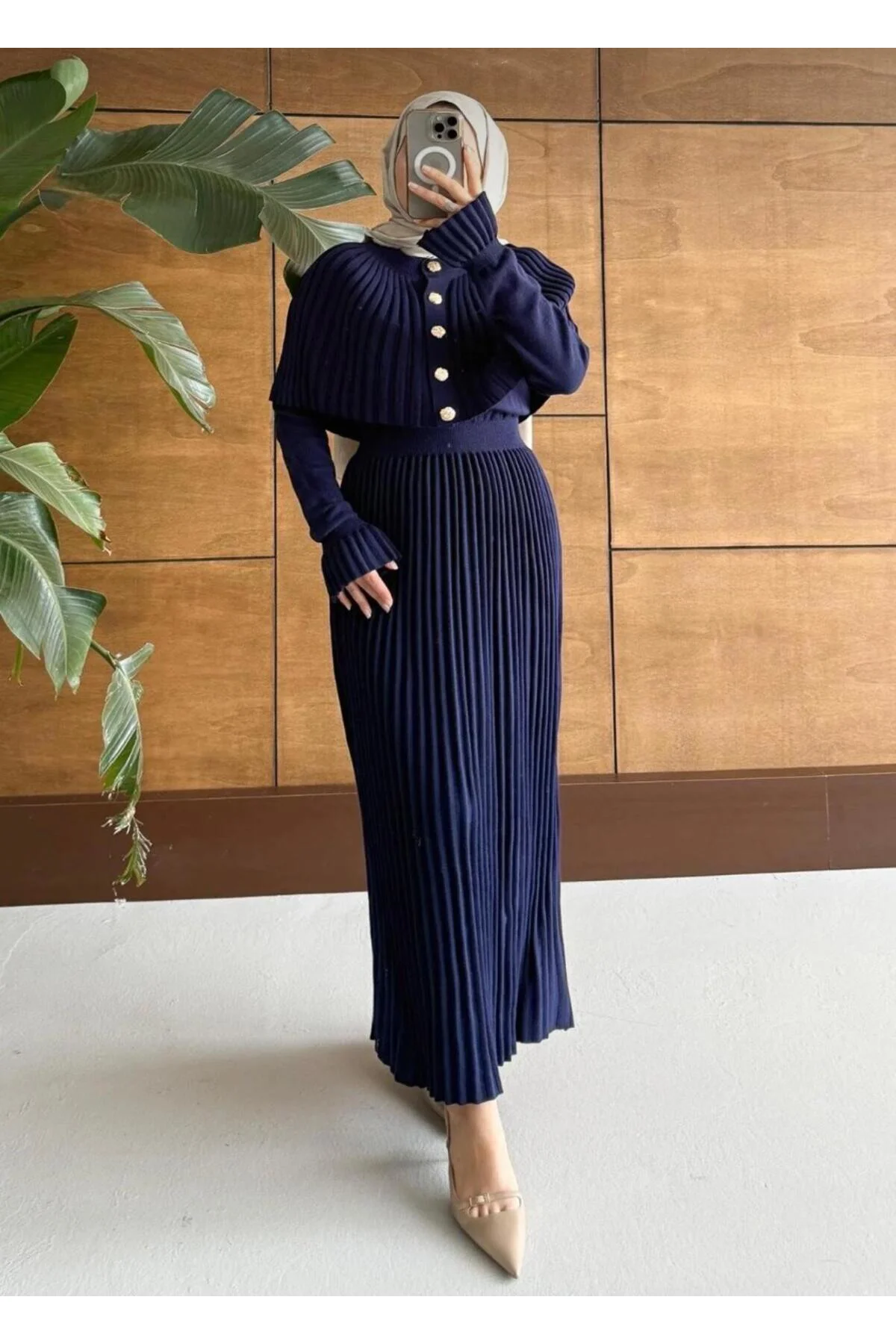 DGN'S PELERİNLİ DÜĞME DETAYLI KADIN TRİKO PİLİSELİ ELBİSE