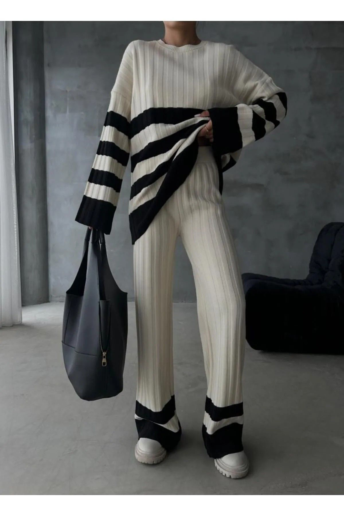 Nzl Tekstil Dgn's Yumoş Çizgili 2'Li Kazak Pantolon Takim