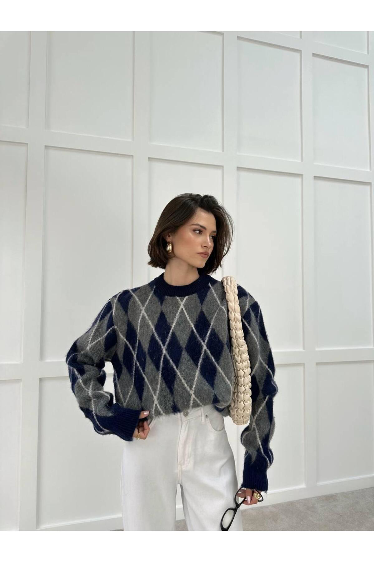 Nzl Tekstil Dgn's Yumoş İplik Komple Baklava Desenli Bisiklet Yaka Kadin Trik