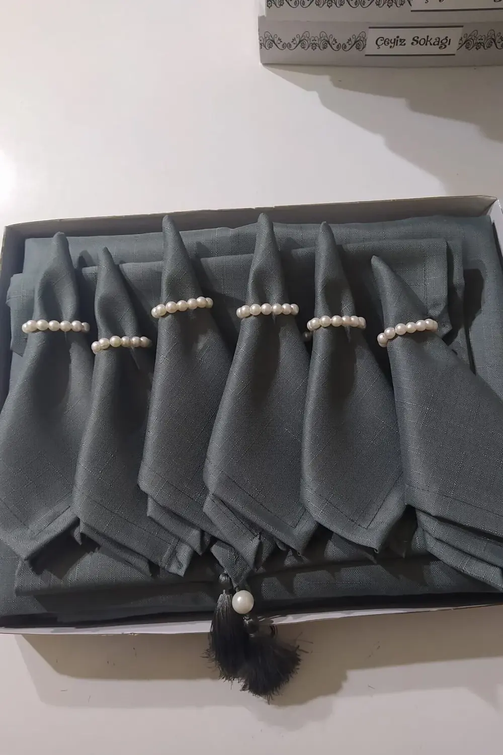 Diana Füme Masa Örtüsü Takımı 12 Kişilik 26 Parça Yemek Sunum Set