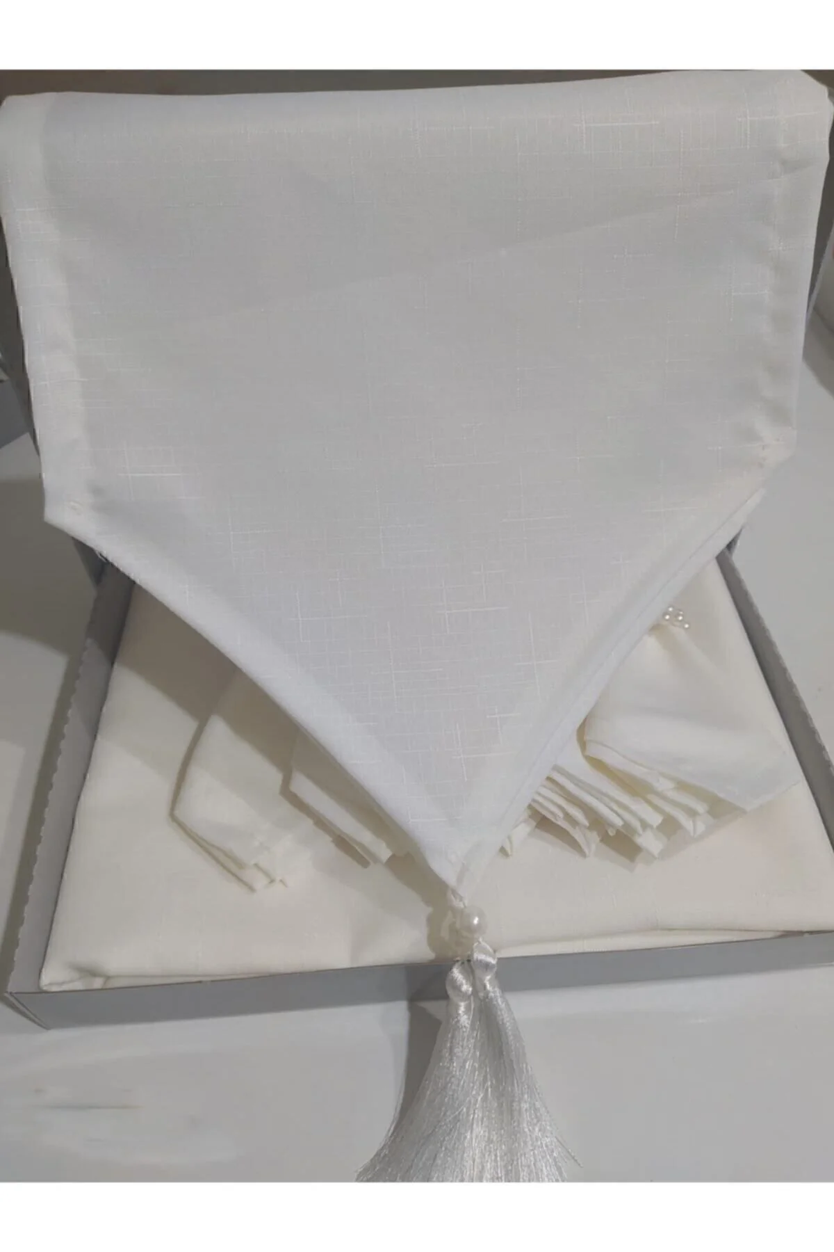 Diana Krem Masa Örtüsü Takımı Yemek Sunum Seti