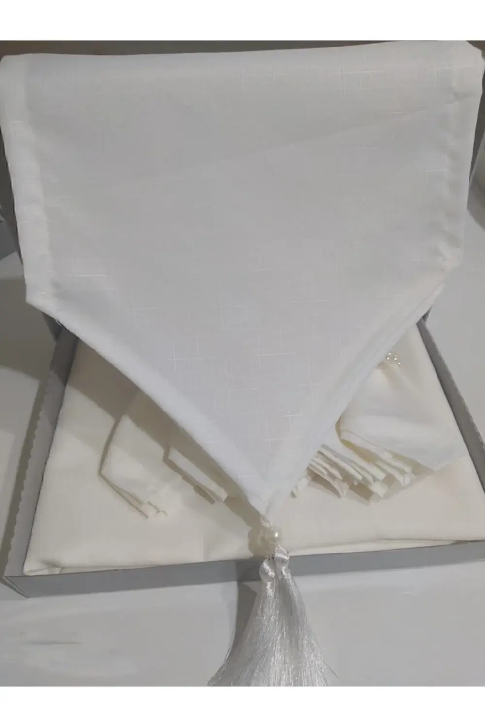 Diana Krem Masa Örtüsü Takımı Yemek Sunum Seti
